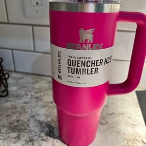 BRAND NEW! Stanley Quencher Tumbler 30oz - Camelia